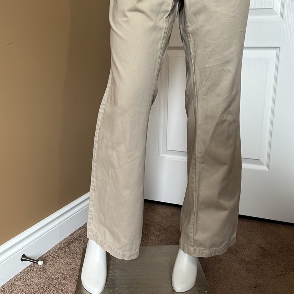 Low waist, size 13/14 but 12 is more true size - Picture 3 of 16